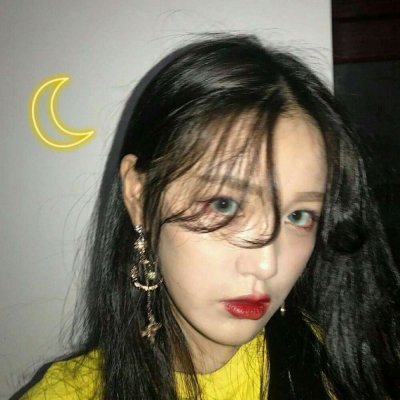 qq头像带血女生头像图片