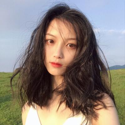十张一系列的头像女生图片