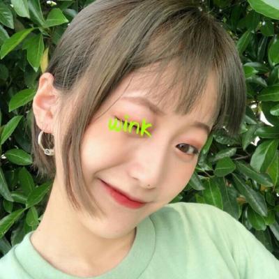 十张一系列的头像女生图片