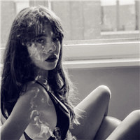 个性非主流美女唯美好看头像，全部是欧美的时尚美女图片