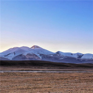好看头像是雪山，连绵的雪山风景图片图片