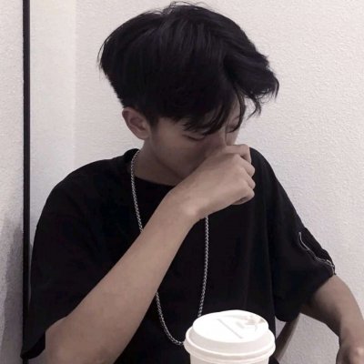 好看又超酷的男生漫画头像噬血高冷图片