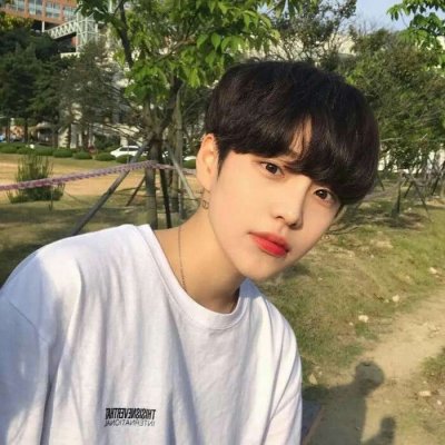男生头像兔耳朵真人图片