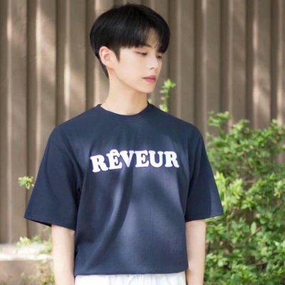 男生头像兔耳朵真人图片