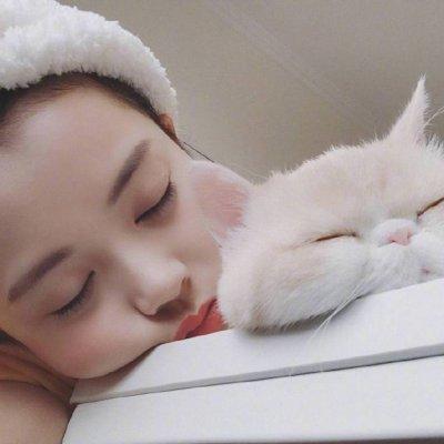 个性短发女生手绘头像图片