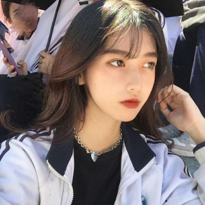 qq情侣女生头像带字图片