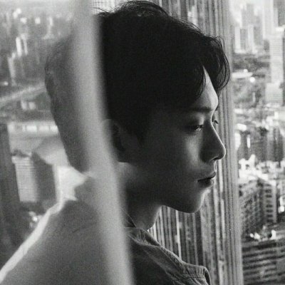 霸气男生白色头像动漫可爱呆萌