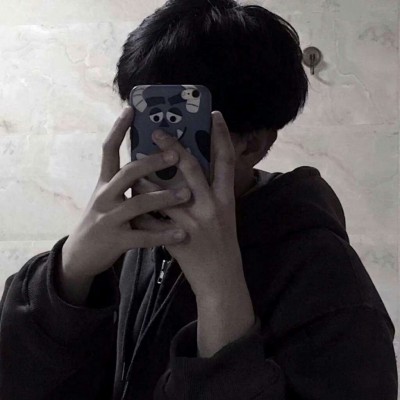 欧美男生唯美黑白头像图片