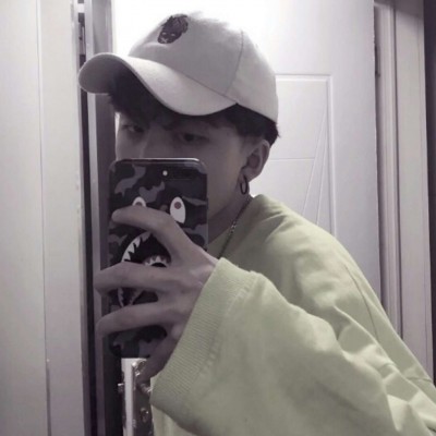 欧美男生唯美黑白头像图片