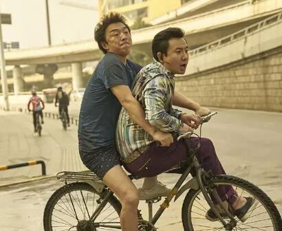 疯狂的外星人有徐峥吗 电影主要讲