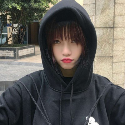 QQ头像图片卡通女生图片
