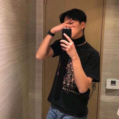 2019男生动漫头像简单可爱图片