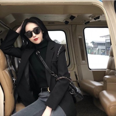 头像女生简单气质唯美图片