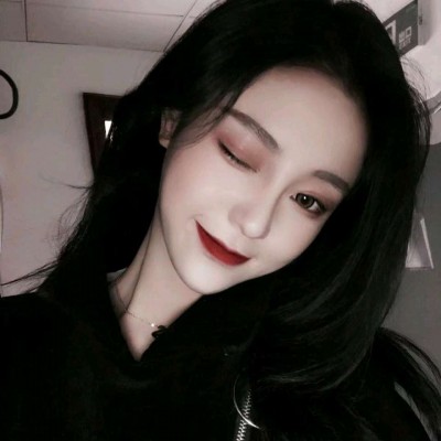头像女生简单气质唯美图片