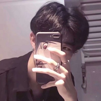 男生口罩头像图片