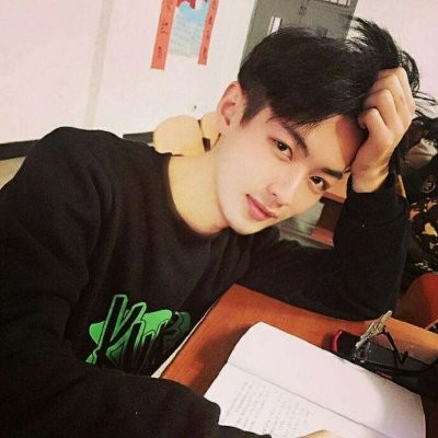 男生口罩头像图片