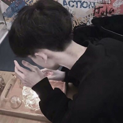 2019最新霸气汽车男生头像图片