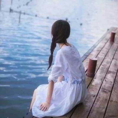 个性网女生带白边头像图片