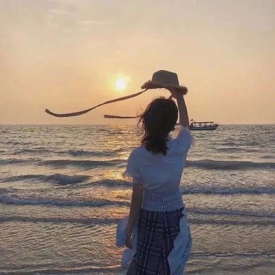 个性网女生带白边头像图片