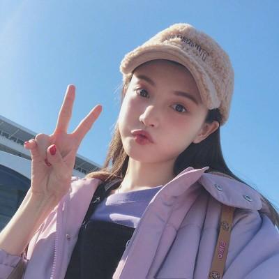 阳光活泼女生头像高清图片