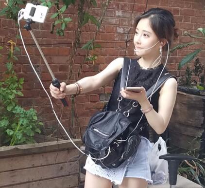 冯提莫是哪个平台的主播图片