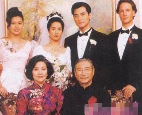 李安解释喜宴结局