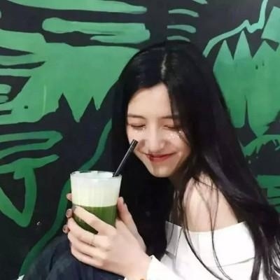 短发女生头像气质高冷图片