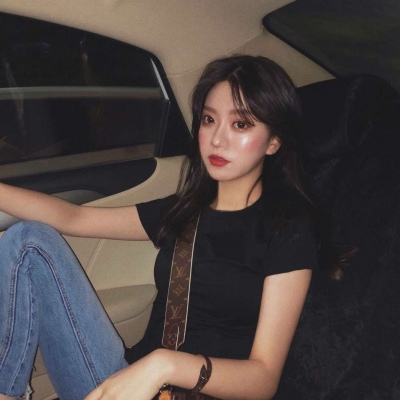 女生图片短发霸气头像图片