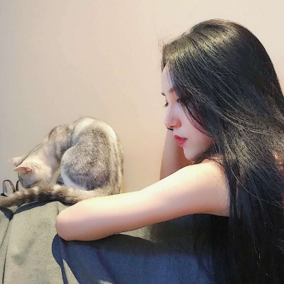 qq头像女生红色系魅惑图片
