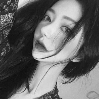 手绘女生头像彩色大全图片