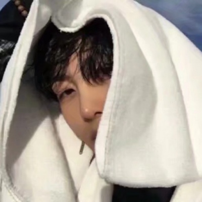 qq一看就有女朋友的男生头像