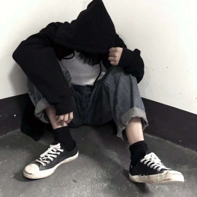 qq一看就有女朋友的男生头像图片