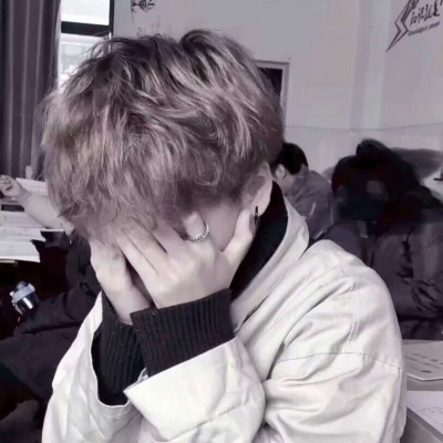 qq一看就有女朋友的男生头像图片
