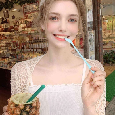 qq卡通头像可爱女生图片