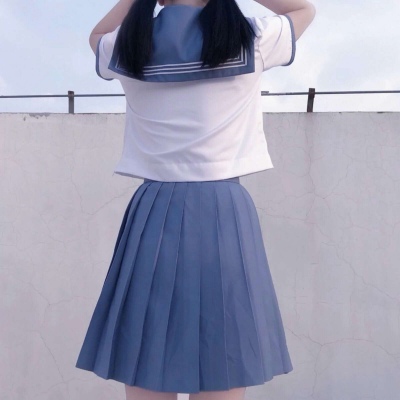 女生戴帽子的qq头像图片