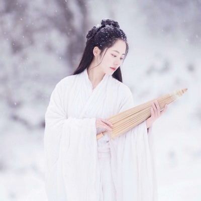 微信女生头像高冷霸气图片