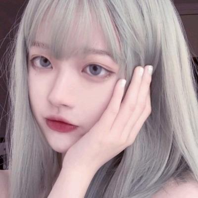 戴复古圆眼镜女生头像图片