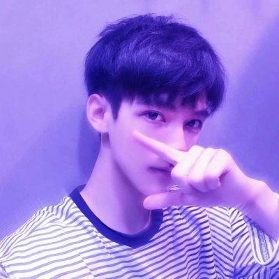 蓝色系我们班男生进班群前改的头像图片