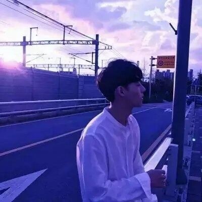 蓝色系我们班男生进班群前改的头像图片