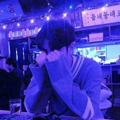 蓝色系我们班男生进班群前改的头像图片