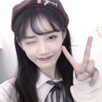 qq头像个性网女生半裸图片