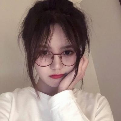 qq头像个性网女生半裸图片