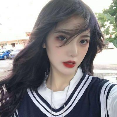 qq头像带花环女生头像图片