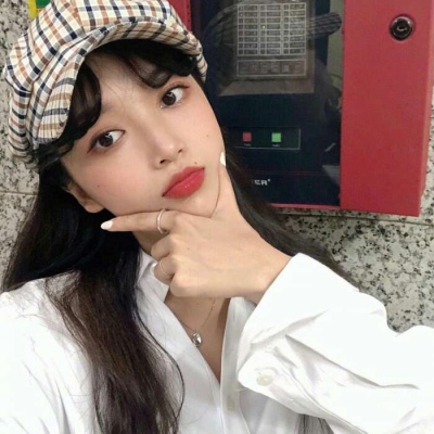 女生qq朦胧头像可爱图片