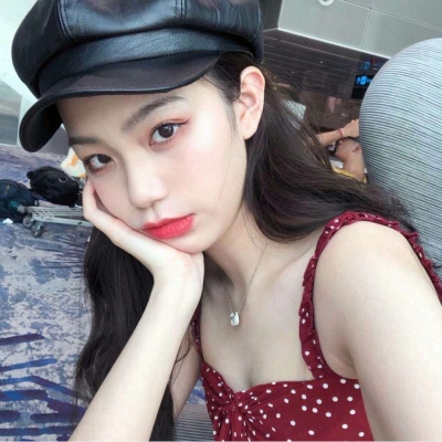 女生qq朦胧头像可爱图片