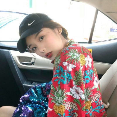 女生qq朦胧头像可爱图片