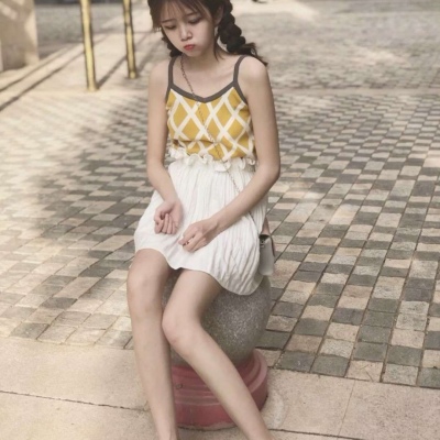 qq女生闺密头像黑白图片
