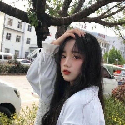 qq头像真实女生00后图片