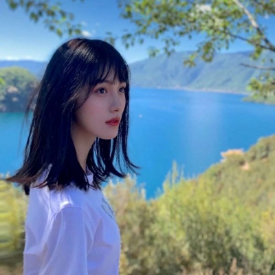好看微信头像女生高清图片