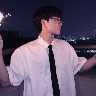 最新霸气头像男生冷酷古风图片图片